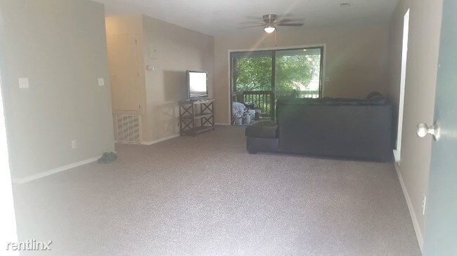 Building Photo - 3 br, 2 bath Condo - 5040 Flint Ridge Place