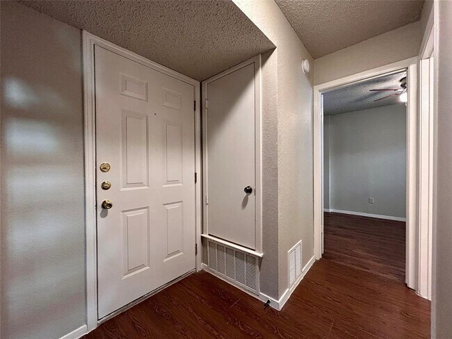 Foto del edificio - 1804 Cinnamon Path