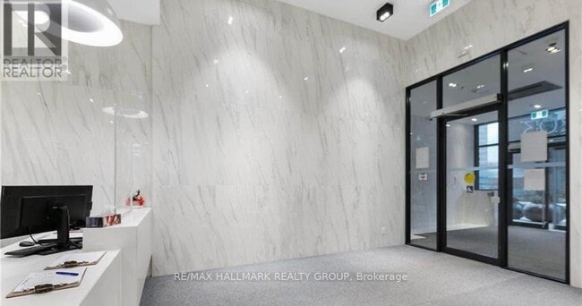 Building Photo - 203 Catherine St