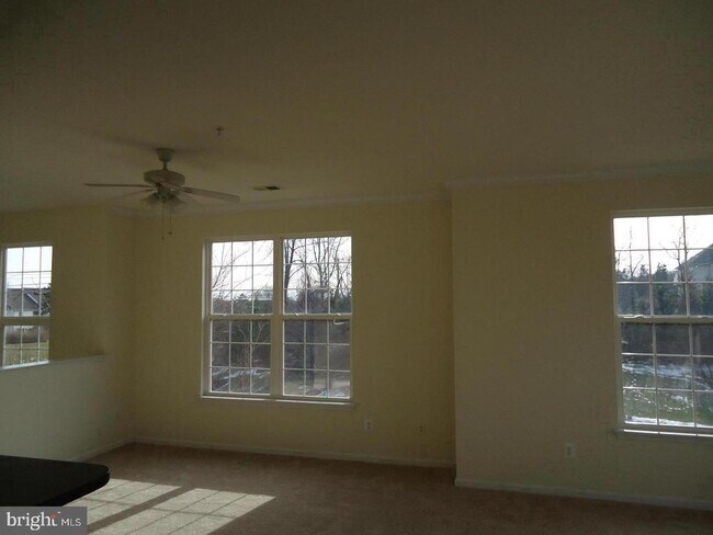 Foto del edificio - 43920 Hickory Corner Terrace