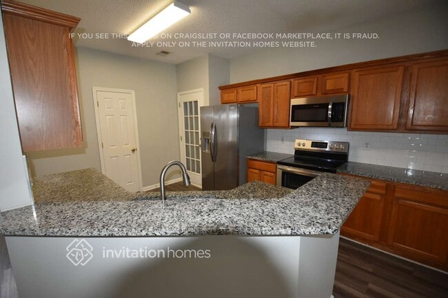 Building Photo - 211 Everett Park Dr
