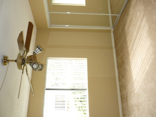 Foto del edificio - Secluded Corner Unit Condo!