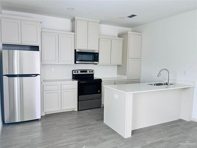 Foto del edificio - 12610 N 33rd Ln