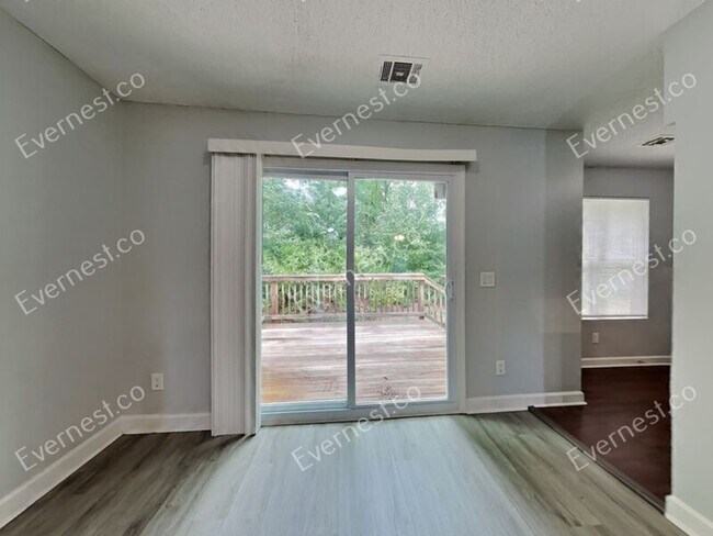 Foto del edificio - 3512 Baroney Ln SW