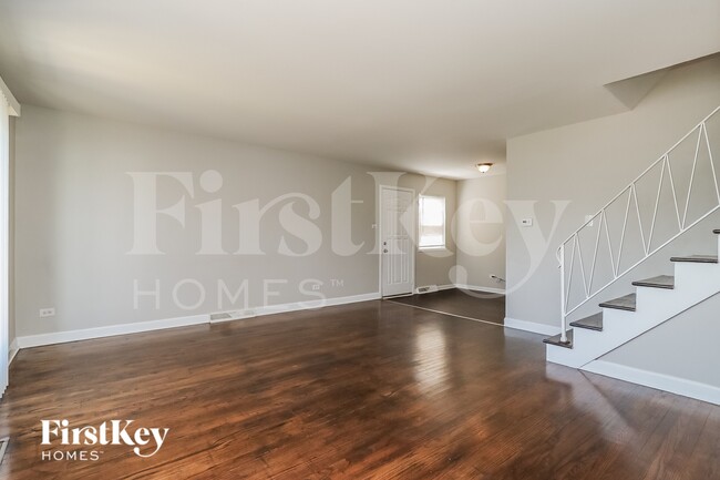 Foto del edificio - 335 E Vermont St