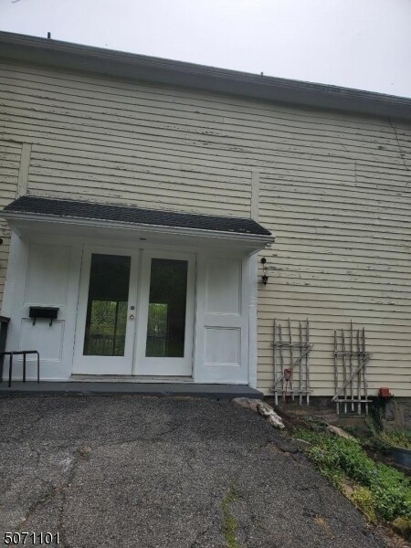 Primary Photo - 31 Auble Rd