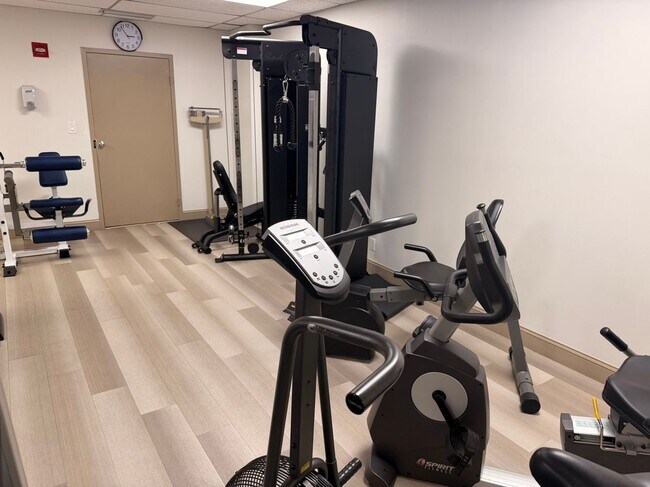 Foto del edificio - 2701 N Ocean Blvd