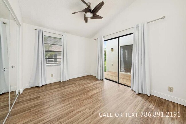 Building Photo - 463 NW 47th Terrace, Deerfield Beach, FL 3...