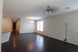 Building Photo - 9431 Black Tooth Way