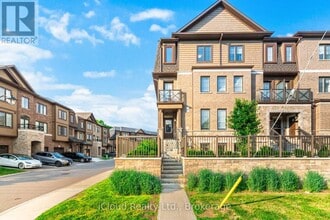 Building Photo - 445-445 Ontario St S