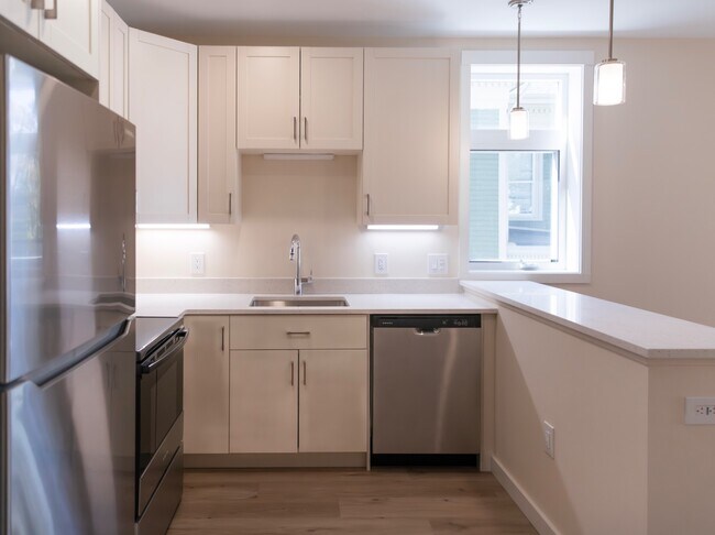 Foto del edificio - 102-108 Westford St - 102-1