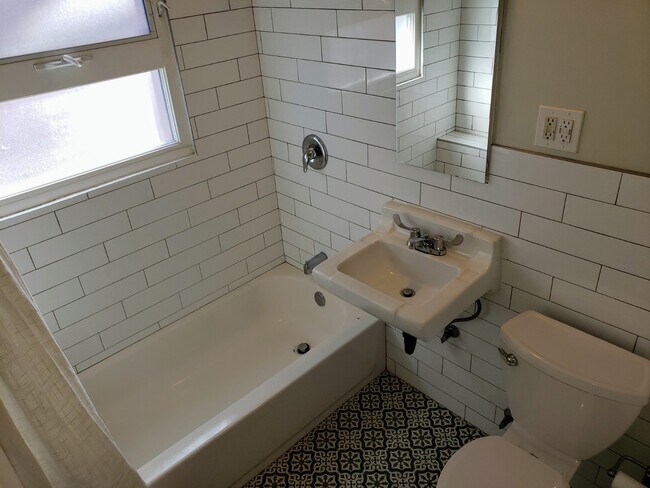 Foto del edificio - 723 E 3rd St