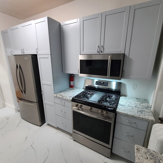 Foto del edificio - 7612 Park Ave