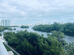 Building Photo - 16385 Biscayne Blvd