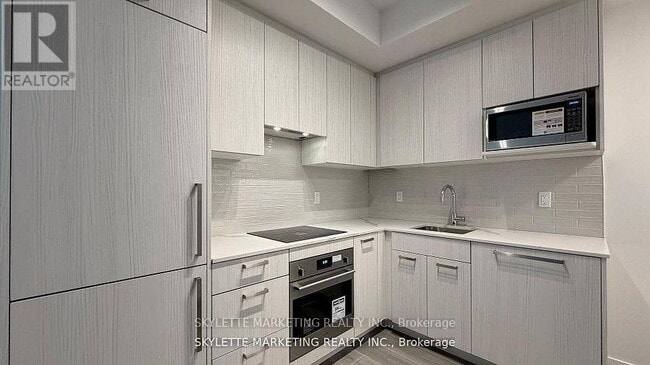 Building Photo - 73 Curlew Dr