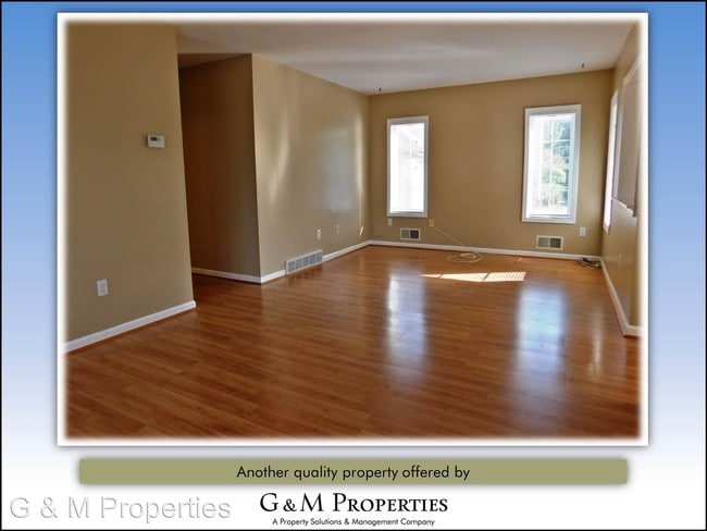 Building Photo - 15 Schilling Ln
