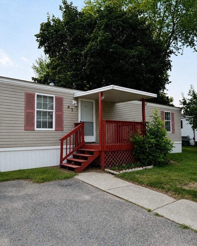 Foto del edificio - 41 Maynard Cir