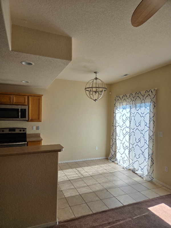 Building Photo - 3815 Josephine Heights