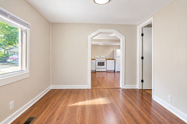 Foto del edificio - 2765 Sunset Ave