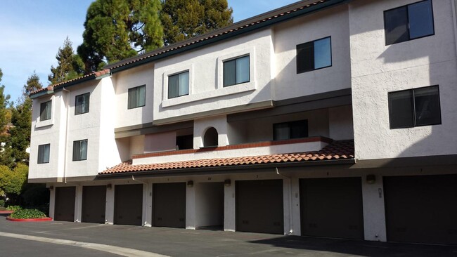 Building Photo - 612 San Conrado Ter