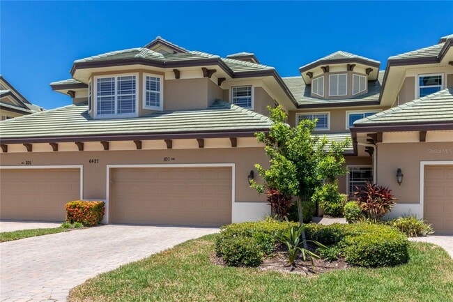 Foto del edificio - 6427 Moorings Point Cir