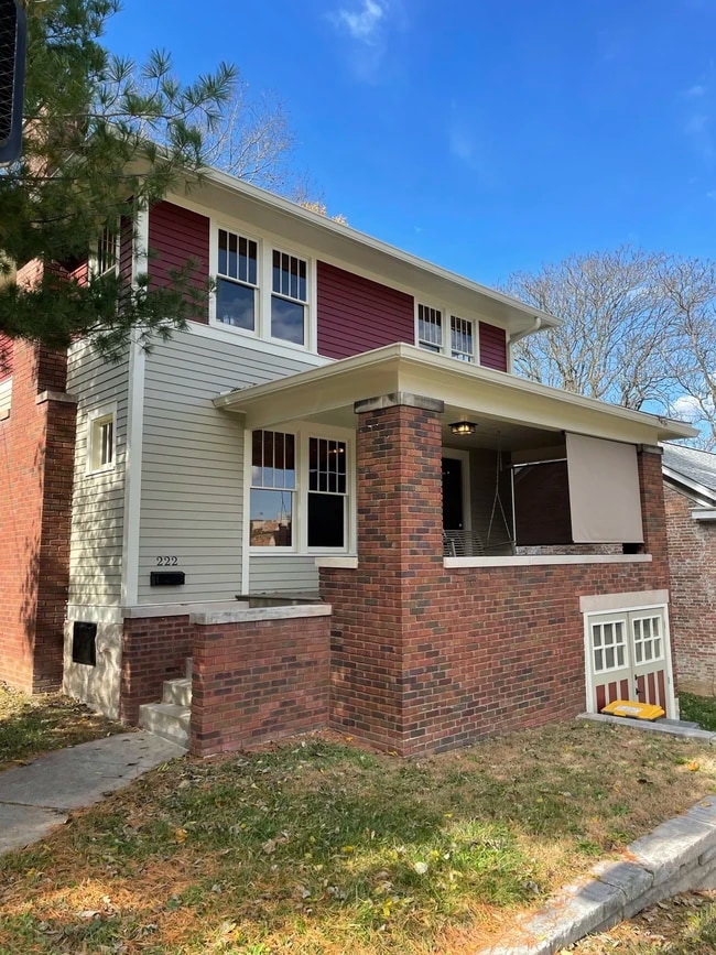 Building Photo - 222 S Rogers St