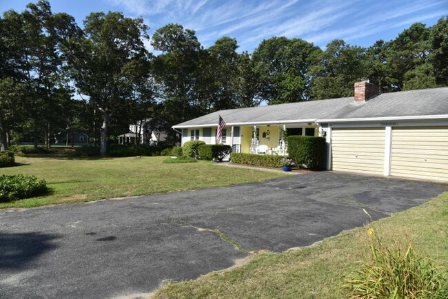 Building Photo - 148 Belmont Rd