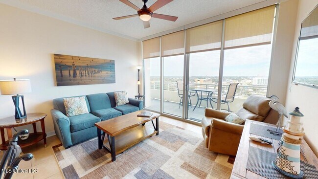 Foto del edificio - 2060 Beach Blvd