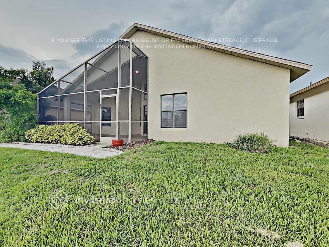 Building Photo - 242 Lakebreeze Cir