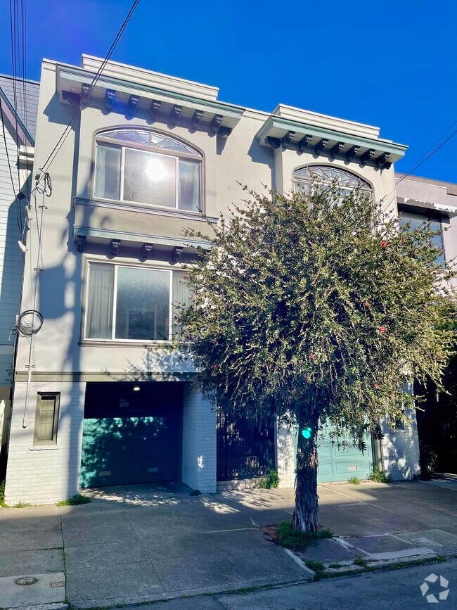 Building Photo - 347 San Jose Ave