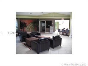 Building Photo - 2 br, 2 bath Condo - 10300 NW 8th St