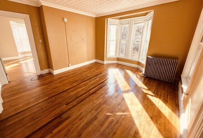 Building Photo - 57 Cook St. Apt. 2