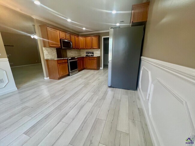 Foto del edificio - 404 Beechwood Dr