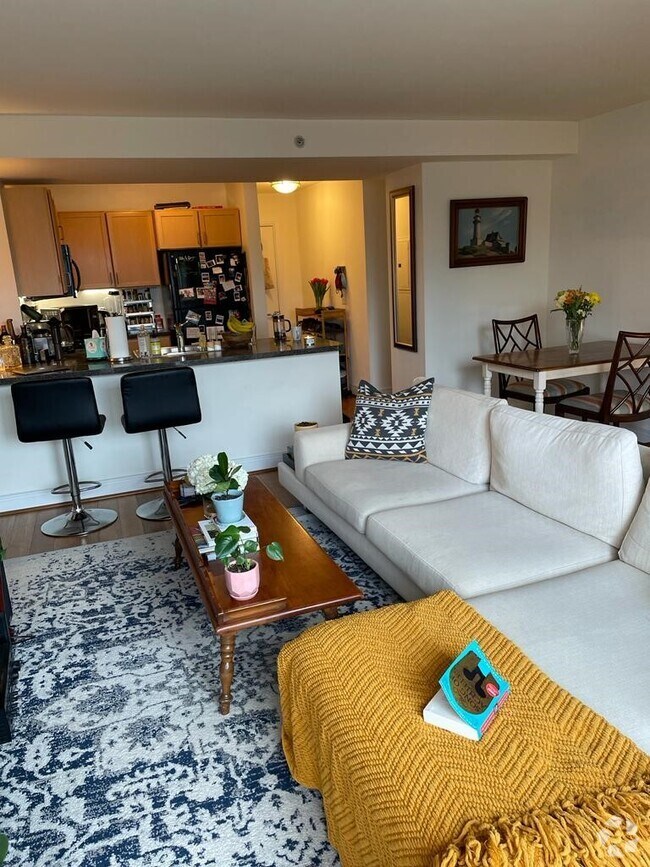 Capitol Park Tower Apartments for Rent with Wheelchair Access