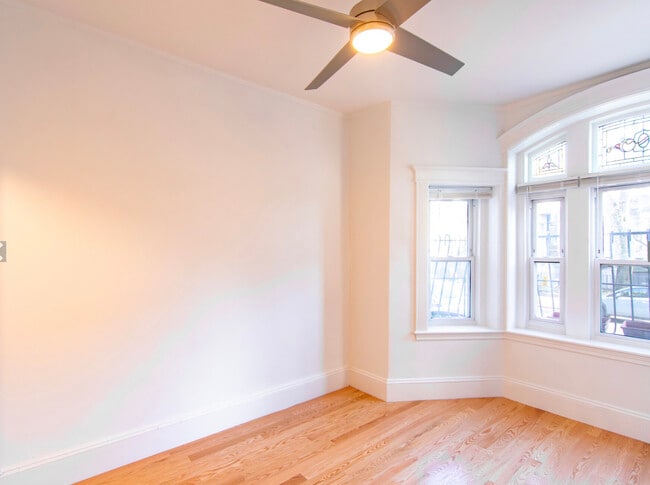 Photo - 165-171 Hemenway St Apartments