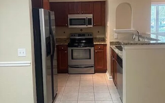 Foto del edificio - 8550 Touchton Rd