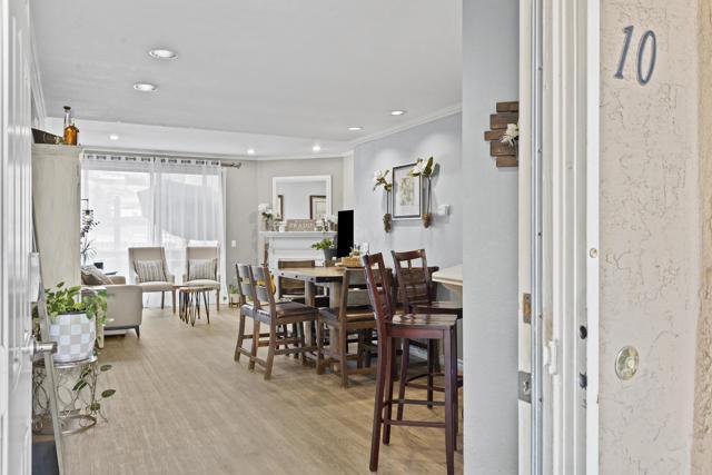 Foto del edificio - 13803 Pinkard Way