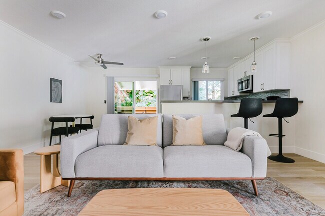 Foto del edificio - 848 Jordan Ave