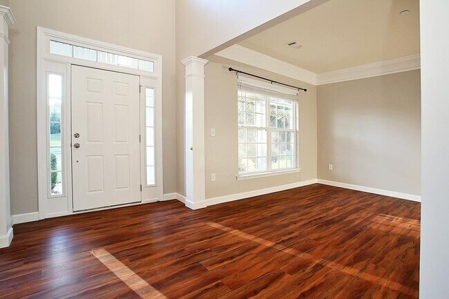 Foto del edificio - Family friendly home in highly sought afte...