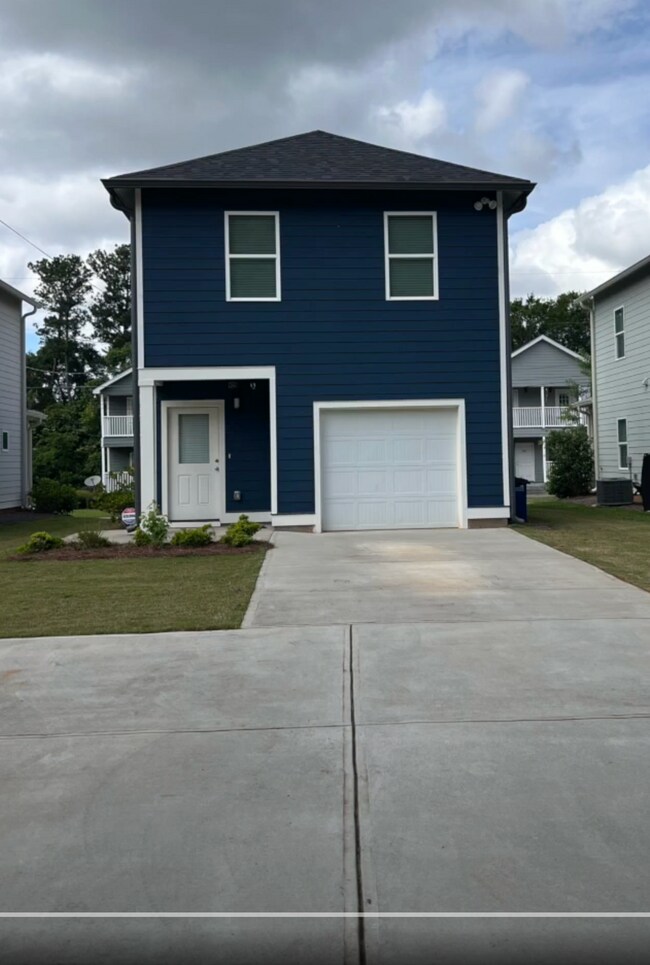 Foto del edificio - 295 Northside Dr