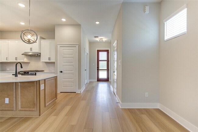 Foto del edificio - 18515 Parkland Row Dr