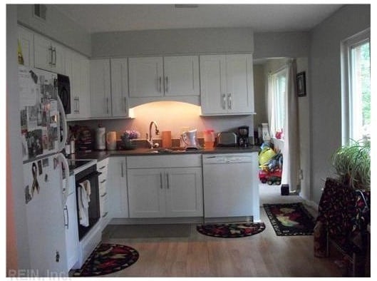 Photo - Beautiful, Beautiful!!! House