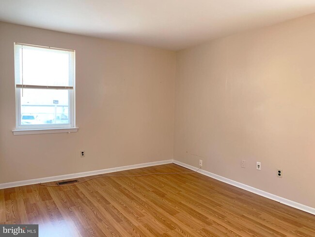 Foto del edificio - 8909 Alton St