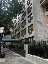 Building Photo - 240 E 46th St