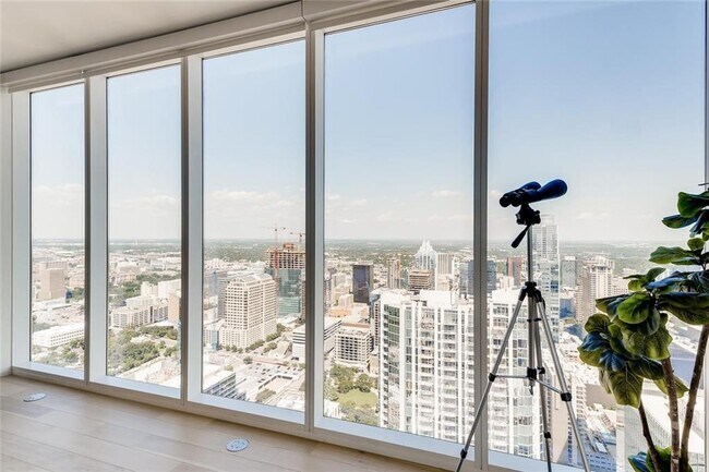 Foto del edificio - 301 West Ave