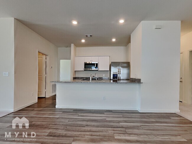 Building Photo - 1069 Water Oak Ln
