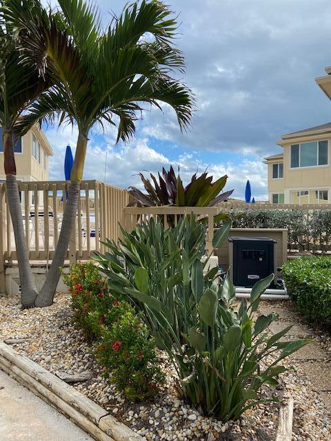 Foto del edificio - 1457 NE Ocean Boulevard 10 Stuart Fl 34996