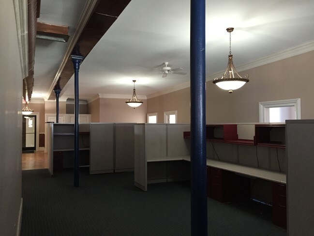 Building Photo - Remsen Lofts