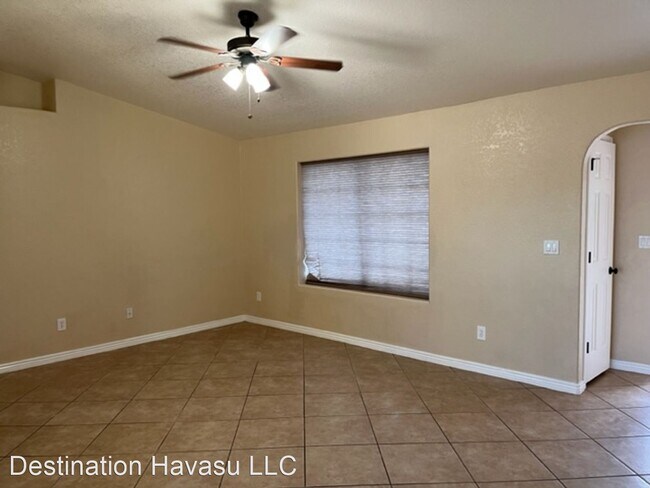 Building Photo - 3 br, 2 bath House - 3240 Medicine Bow Drive