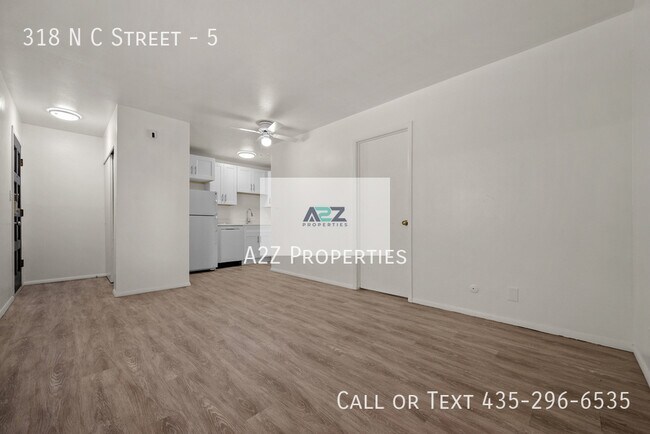 Photo - 318 N Center St Apartment